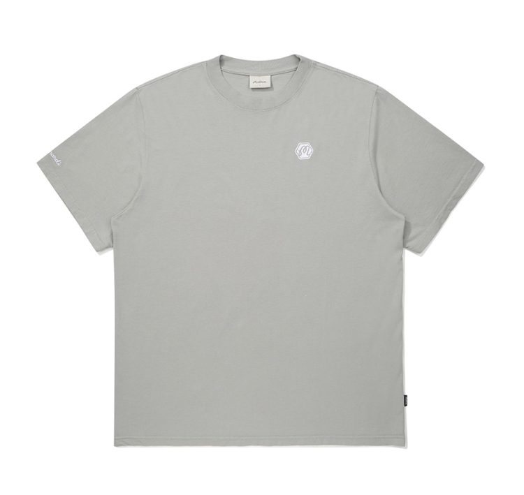Malbon Bermuda Castel men’s graphic golf tee in grey product image