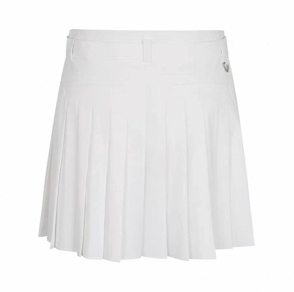 Malbon Studio Seoul Belted Skirt Beige golf skirt detail view